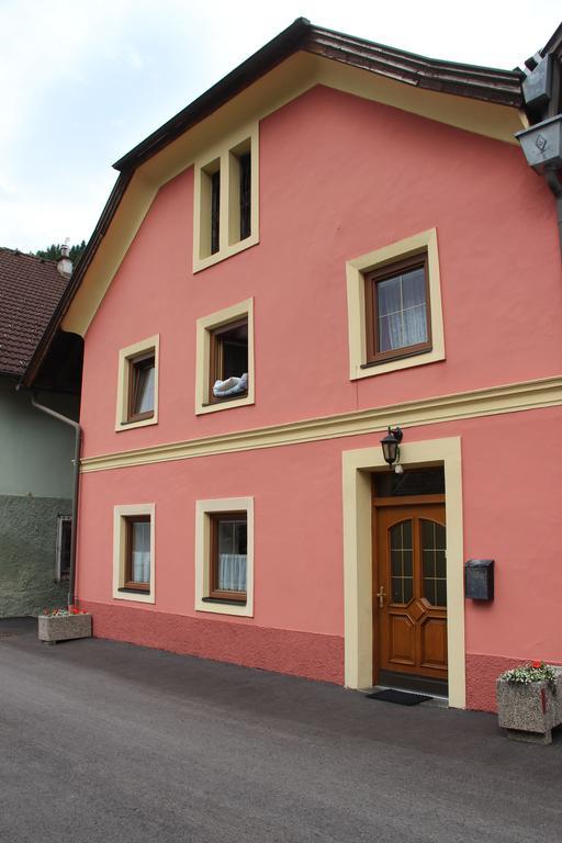 Ferienwohnung Vorstadt Gmund in Karnten Luaran gambar